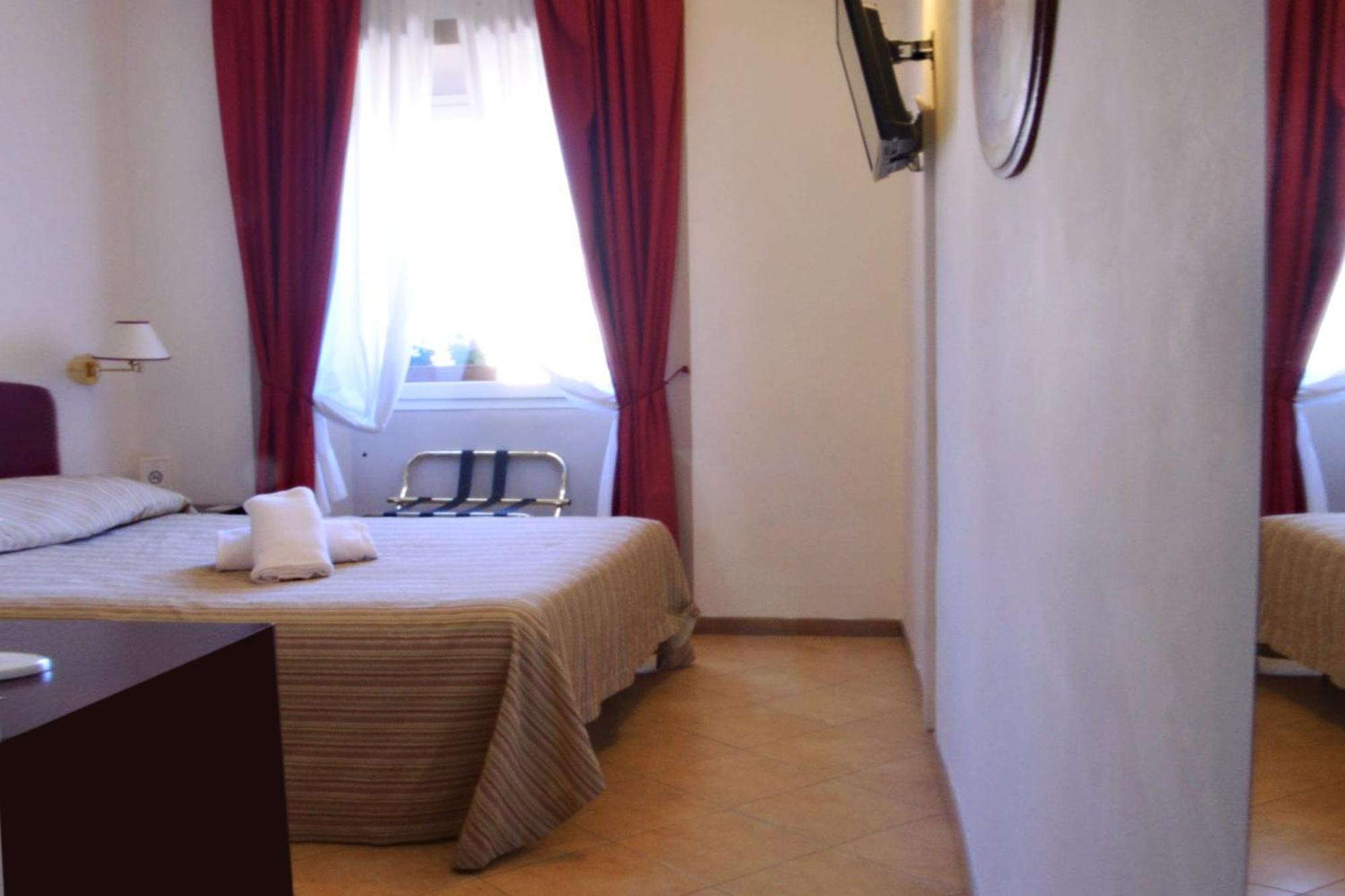 Hotel Cardinal Of - Recommended For Ages 25 To 55 Firenze